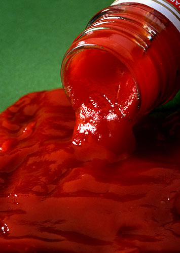 pouring ketchup